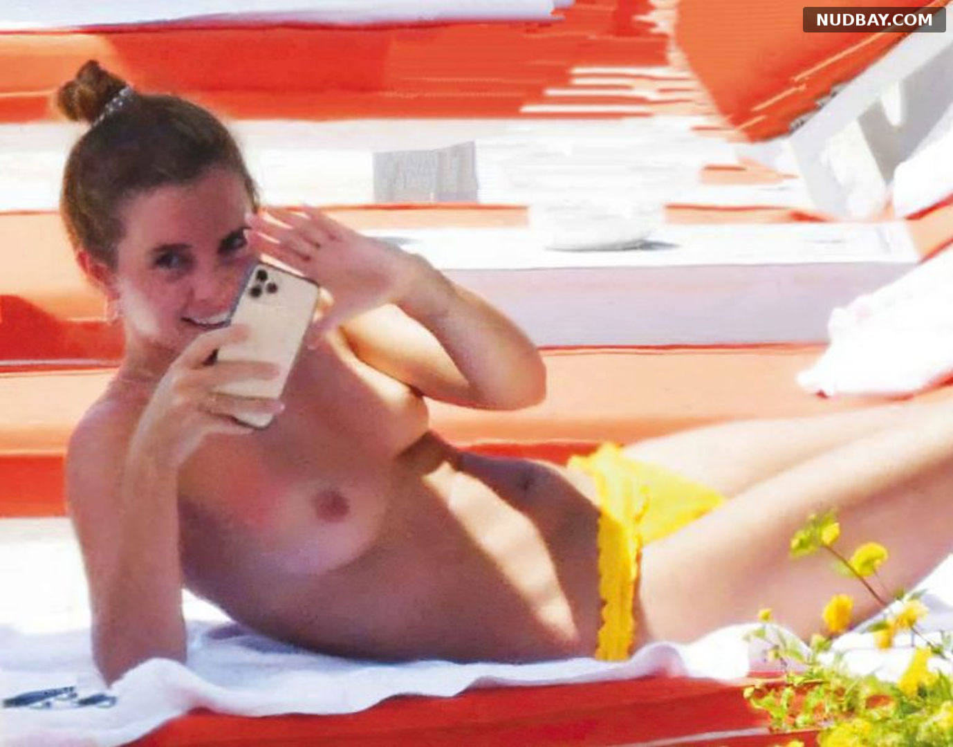 Emma Watson Topless in Italy Aug 04 2020