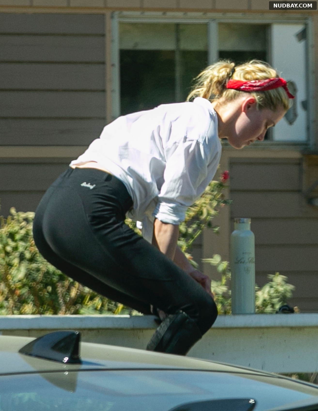 Amber Heard Ass horse riding in California Oct 13 2020