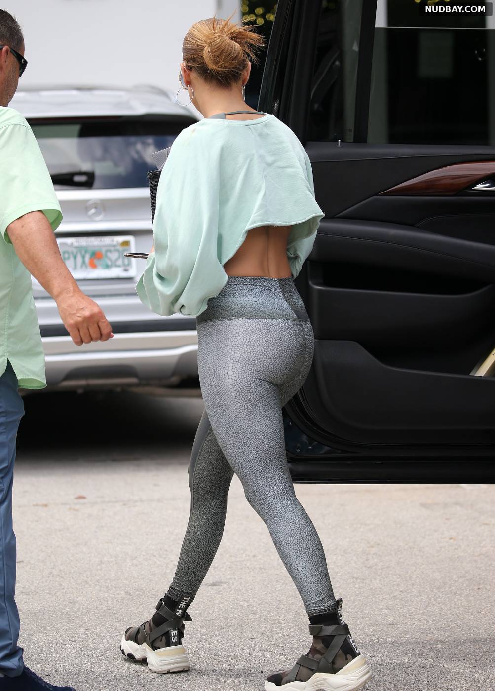 Jennifer Lopez Ass arrives at the gym in Miami May 13 2021