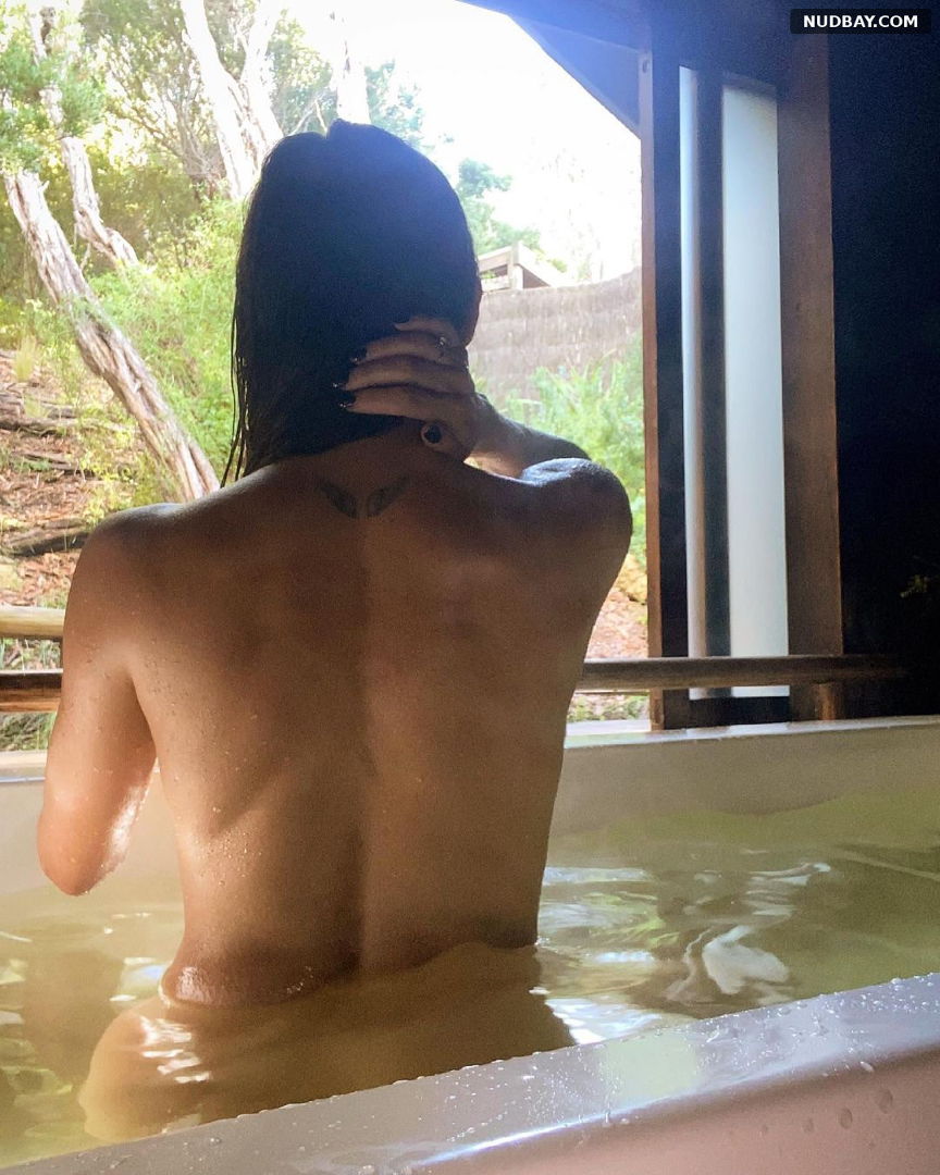 Jenna Dewan naked taking a bath Jul 07 2021