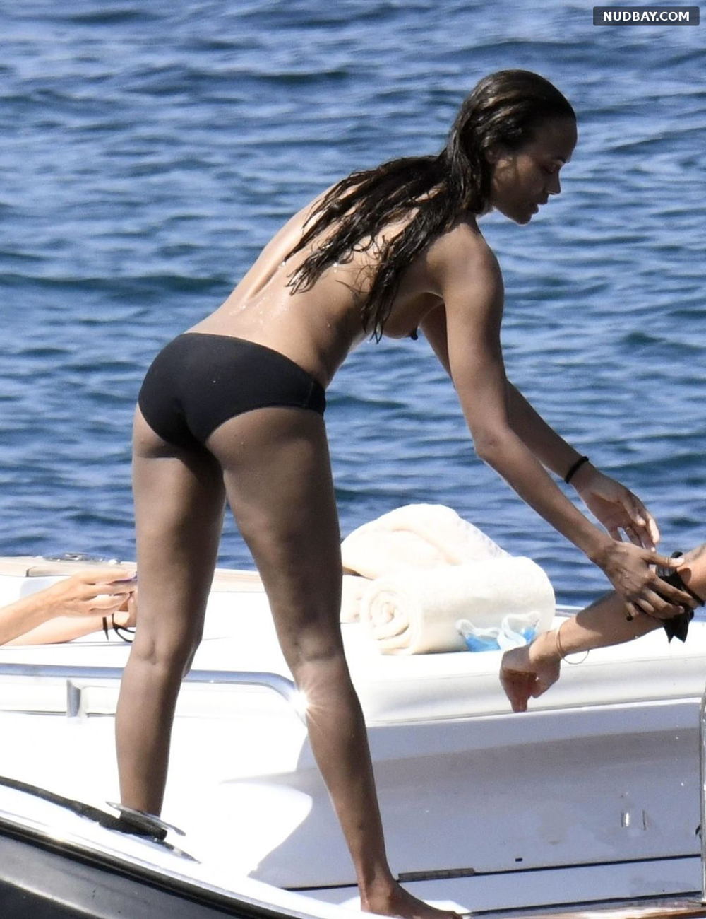 Zoe Saldana naked on yacht in Italy Aug 16 2021
