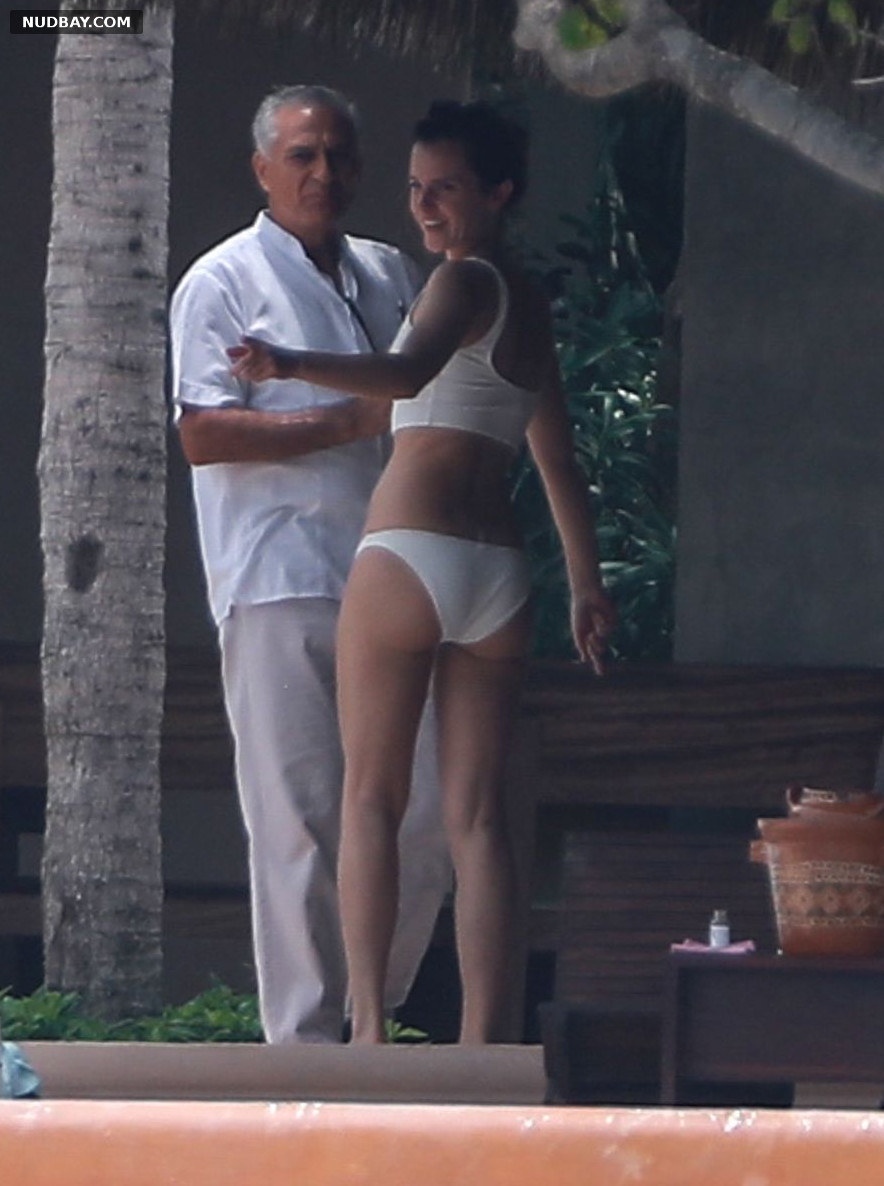 Emma Watson Nude ass wears bikini in Cabo Jun 04 2019