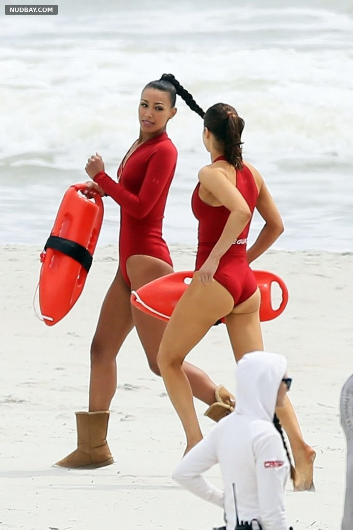 Alexandra Daddario butt On the set of Baywatch in Miami 12 03 16