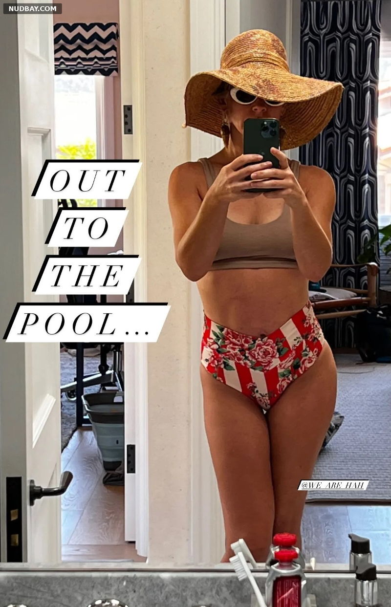 Evangeline Lilly Selfie Wears Sexy Bikini Jul 17 2022