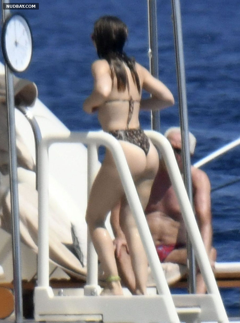 Jessica Biel Ass Holiday on a yacht in Italy Jul 28 2022