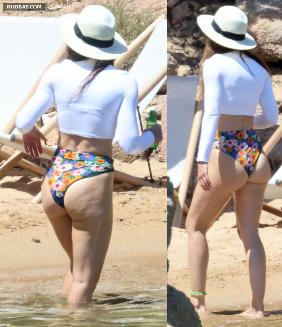 Jessica Biel Ass on the Beach in Sardinia Jul 29 2022