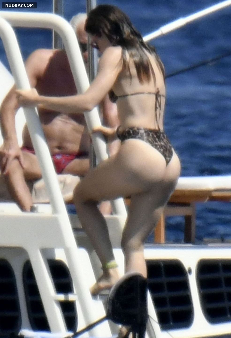 Jessica Biel Sexy Ass Holiday on a yacht in Italy Jul 28 2022
