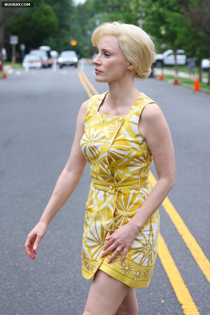 Jessica Chastain Sexy On Set of Mother's Instinct In New Jersey Jun 01 2022