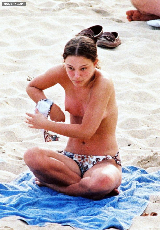 Natalie Portman naked on the beach in Caribbean Jan 2001 01