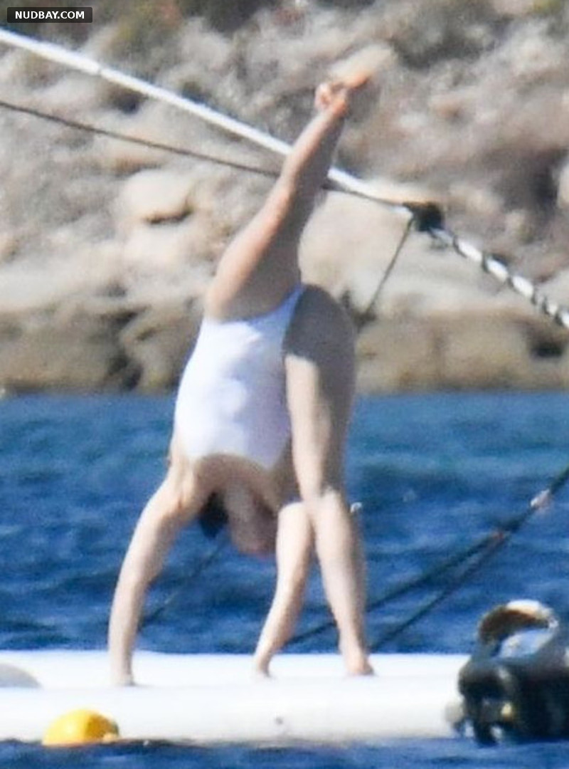 Jessica Biel Naked enjoy holiday in Italy 07 31 2022