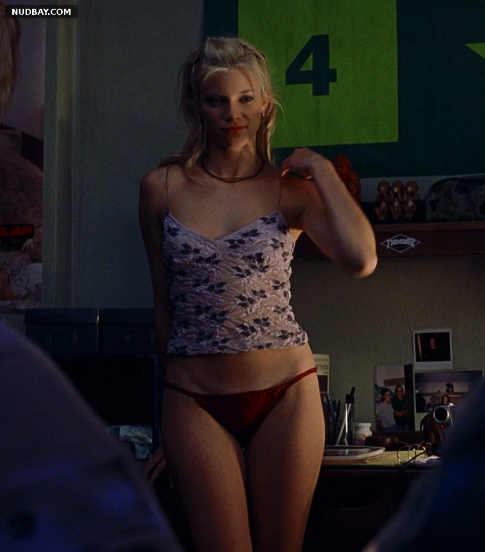 Amy Smart Sexy nude in the movie Road Trip (2000)