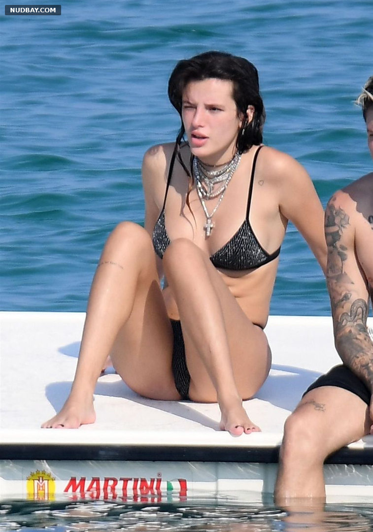 Bella Thorne Pussy & Hot in Bikini holiday in Sardinia 2019