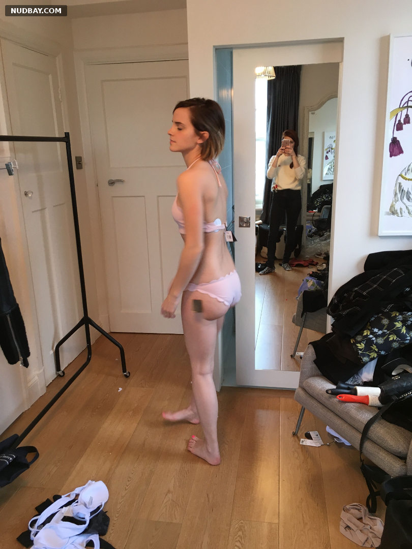 Emma Watson in a sexy swimsuit shows her juicy booty 2017
