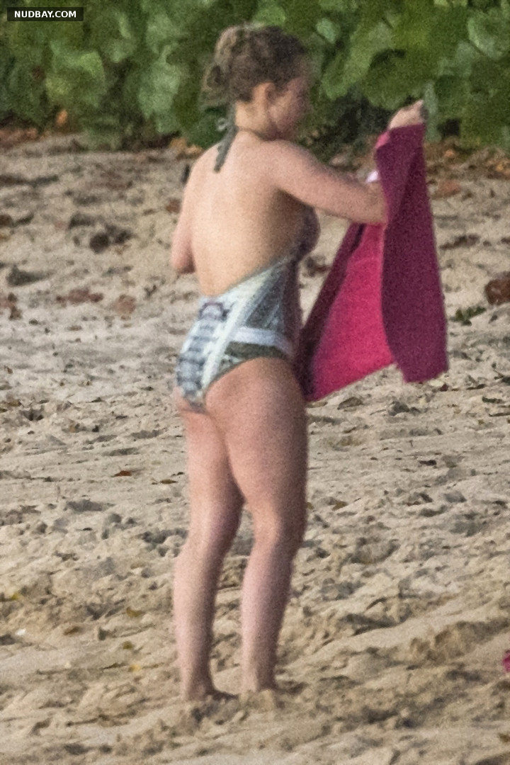 Hayden Panettiere Ass on the beach in Barbados 02 19 2018
