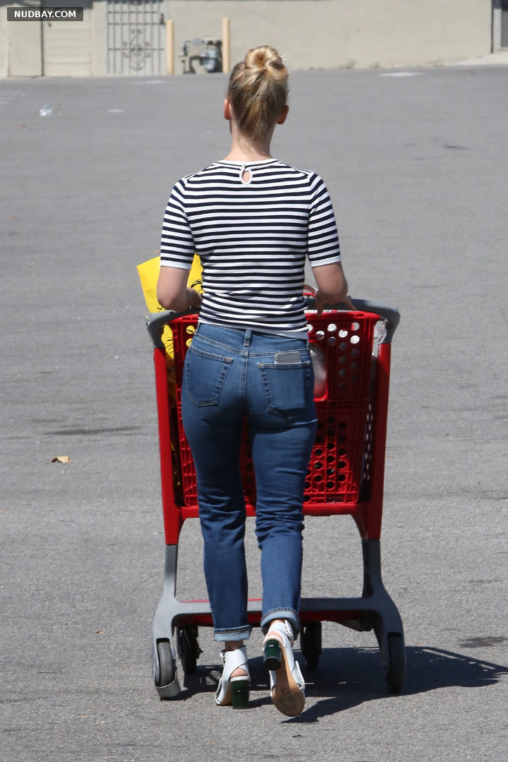 January Jones Ass leaving a Target in Sherman Oaks 2015