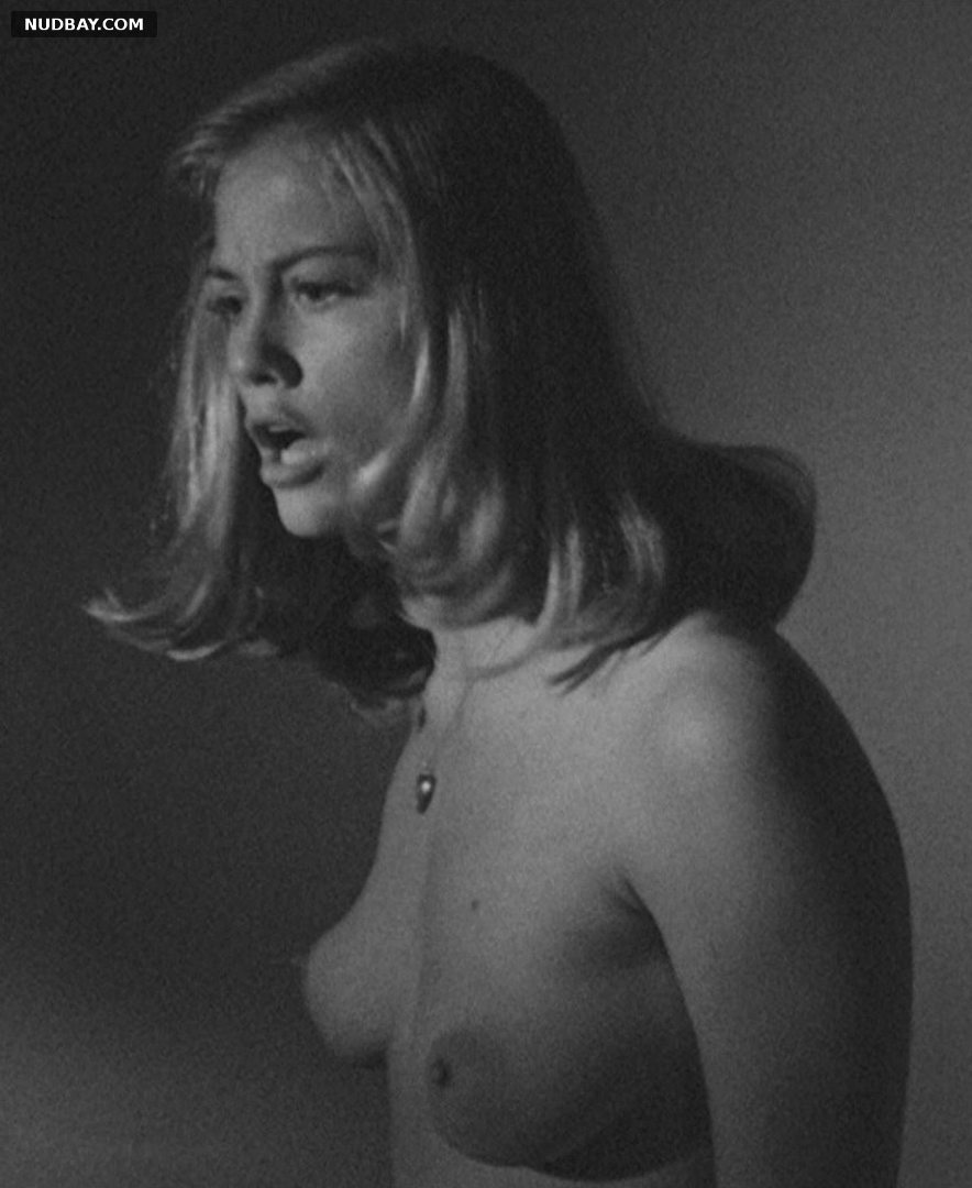 Cybill Shepherd nude in The Last Picture Show (1971)