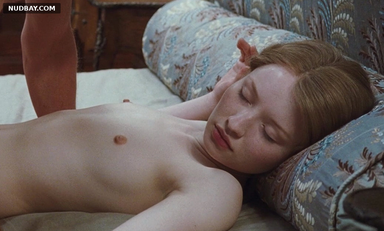 Emily Browning nude tits in Sleeping Beauty (2011)