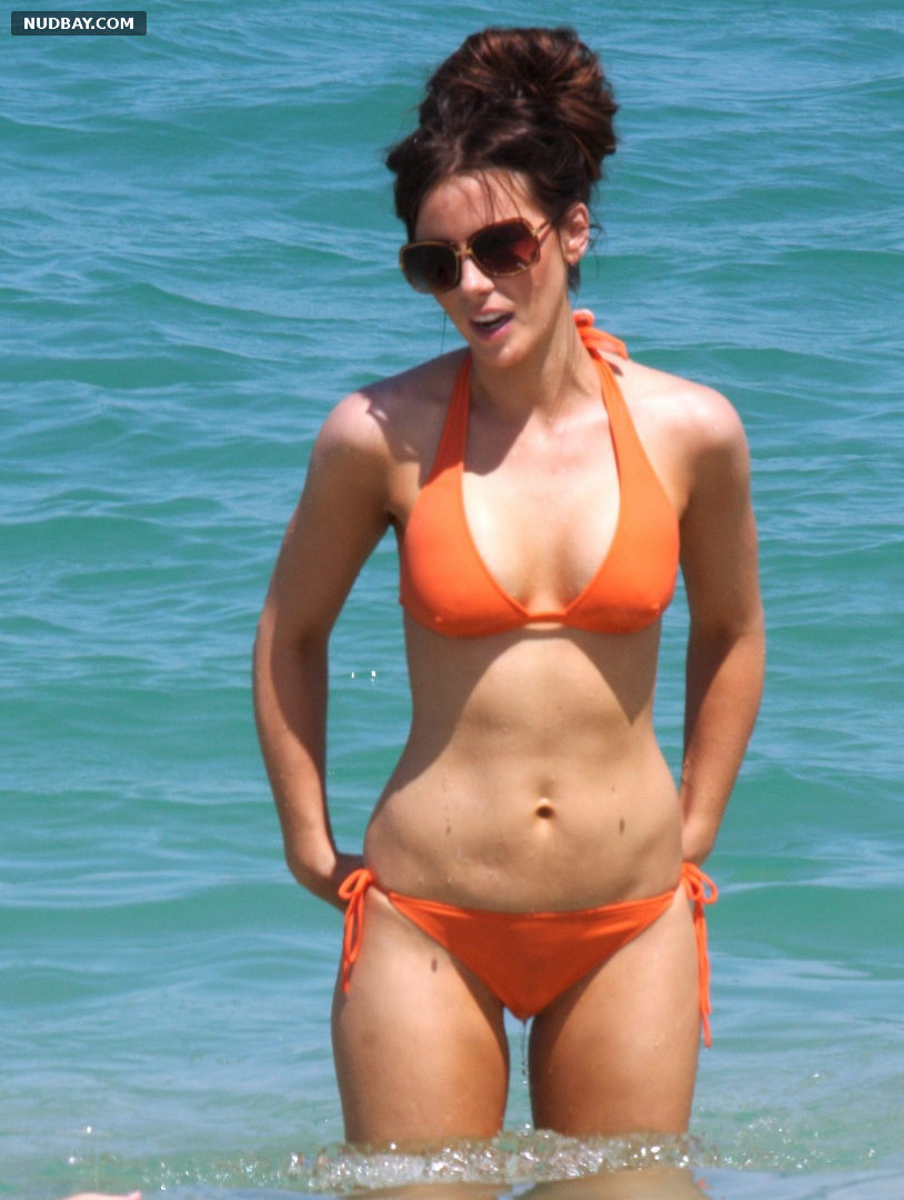 Kate Beckinsale nude pussy hot Bikini at Cabo San Lucas 2008