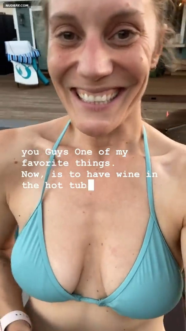 Katee Sackhoff nude tits wears a sexy bikini 2021