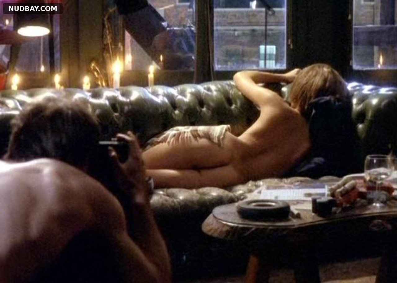 Liliana Komorowska nude ass in The Hunger (1997)