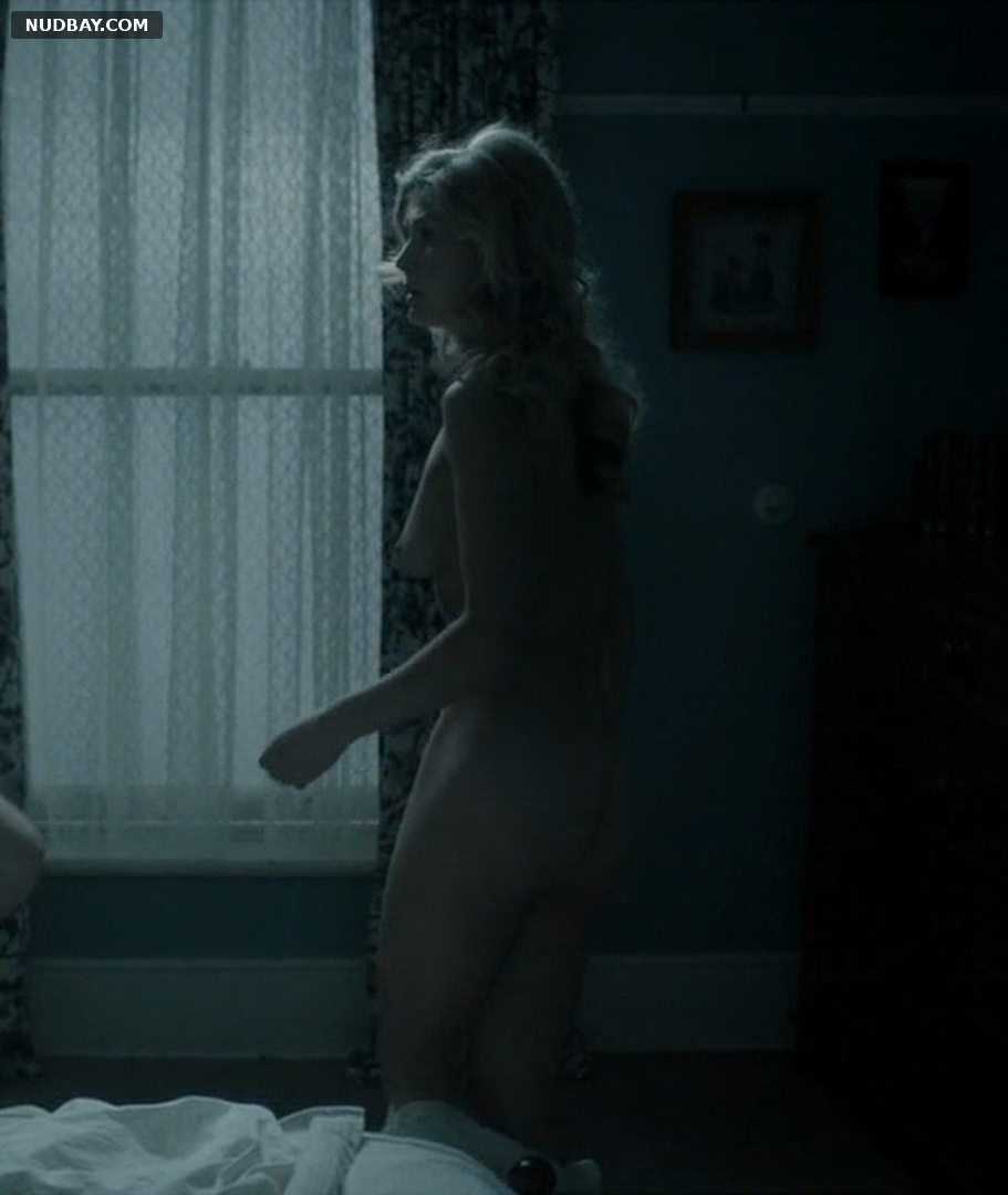 Rosamund Pike naked ass Women in Love (2011)