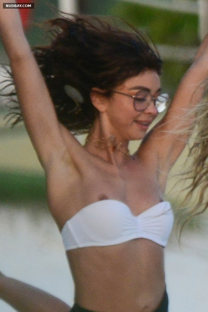 Sarah Hyland nip slip On the beach in Cancun Mexico 12 31 2019