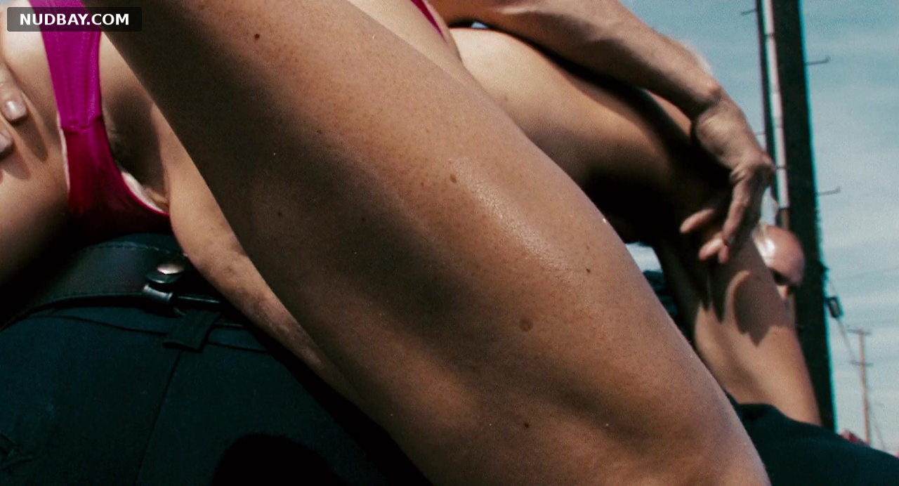 Amy Smart Nude Pussy in Crank 2_ High Voltage (2009)