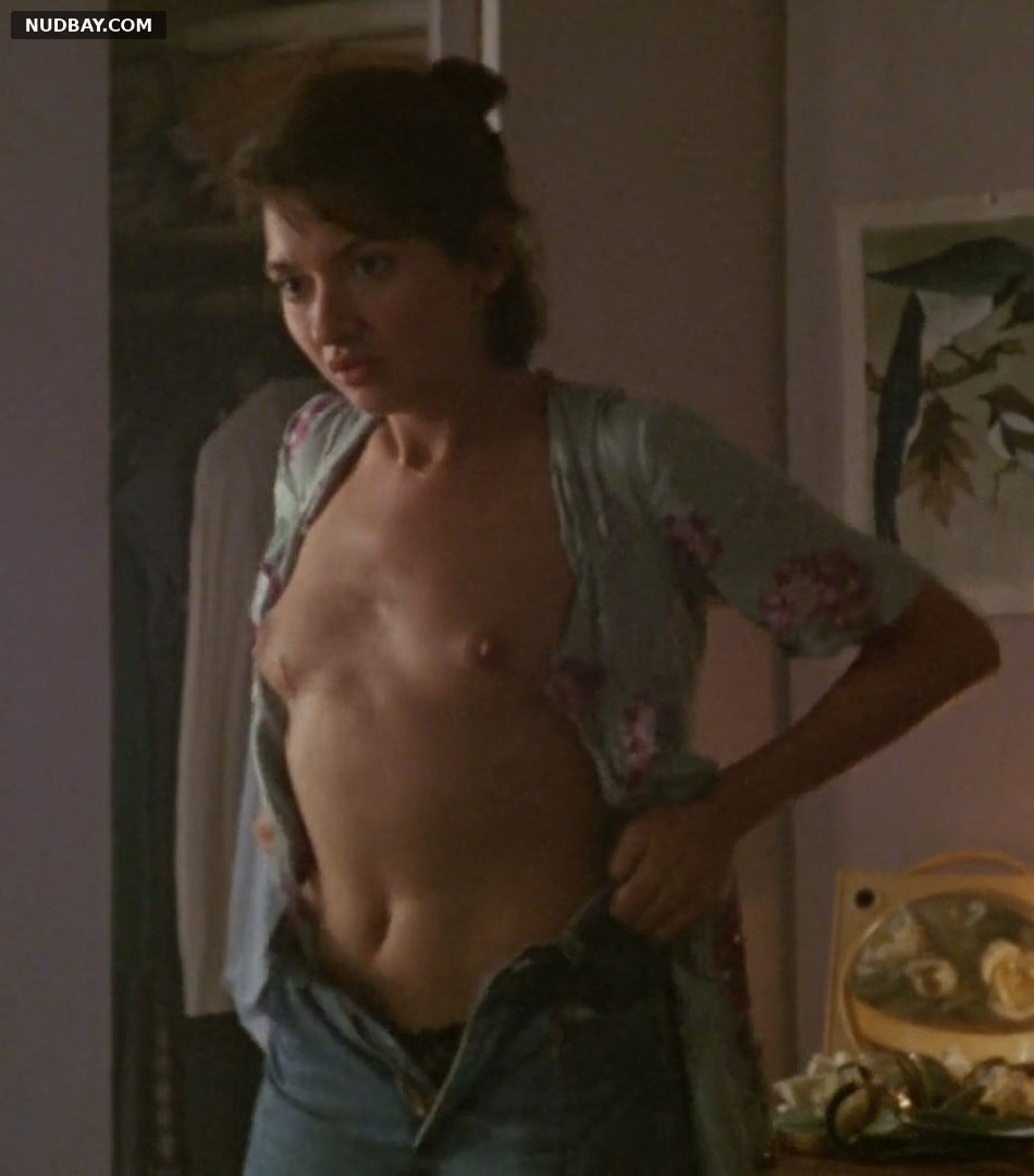 Elizabeth Peña nude in Jacobs Ladder (1990)