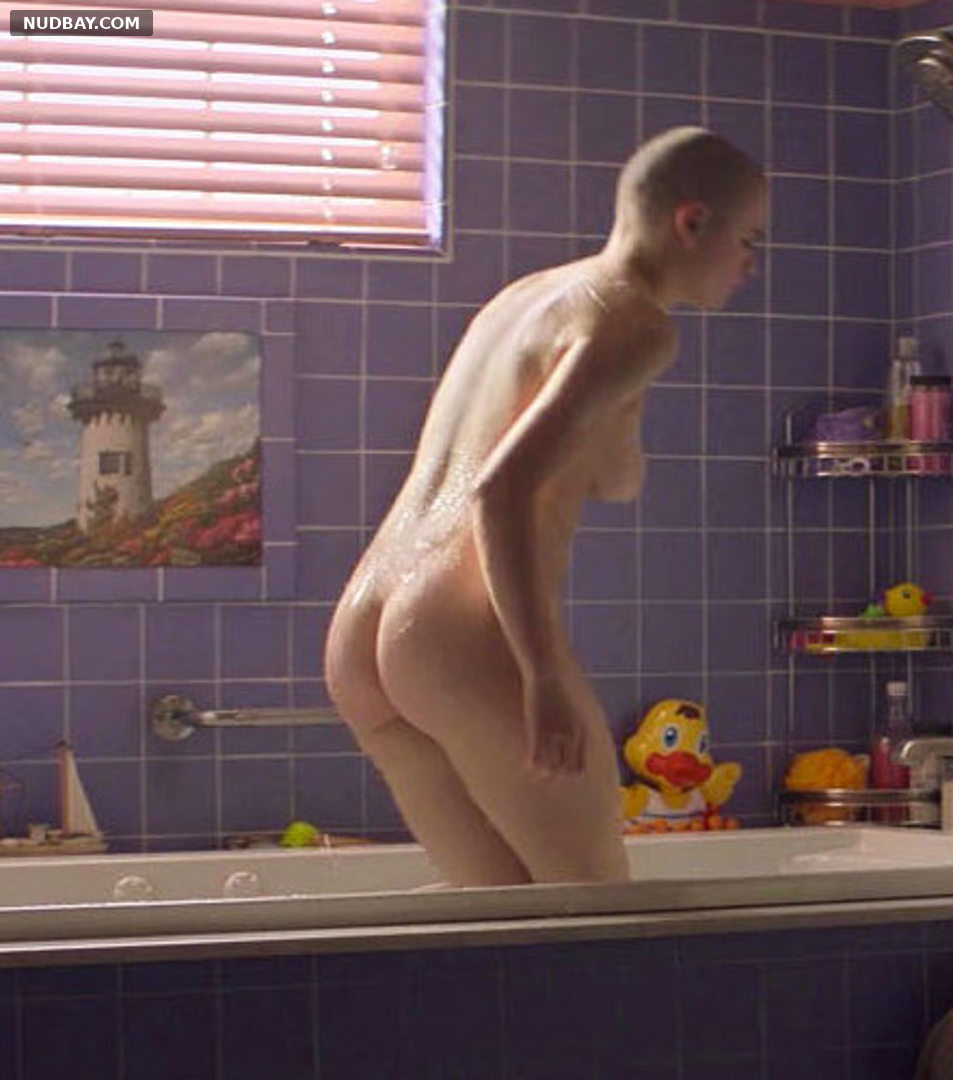 Joey King sexy nude ass in The Act s01e04 (2019)
