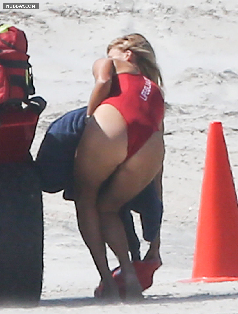 Kelly Rohrbach naked on the set of Baywatch in Savannah 2016