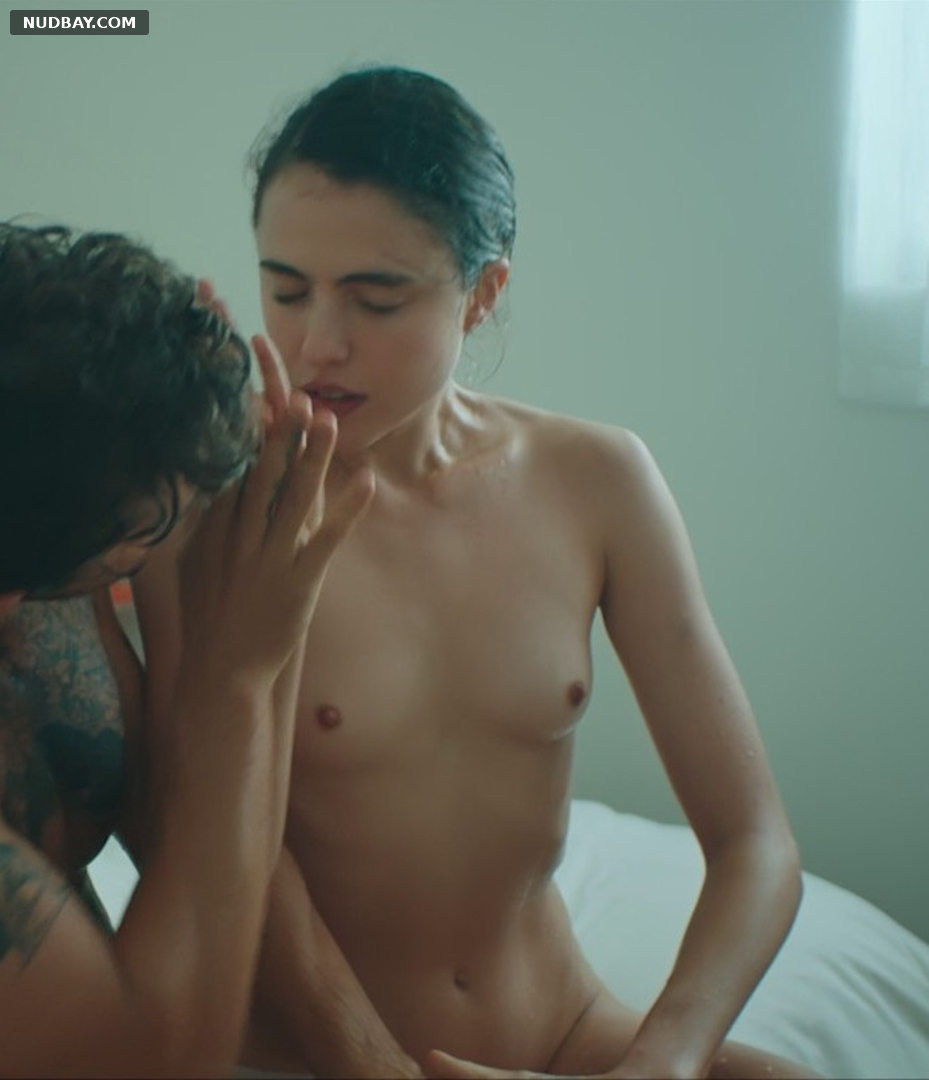 Margaret Qualley tits Love Me Like You Hate Me (2020)