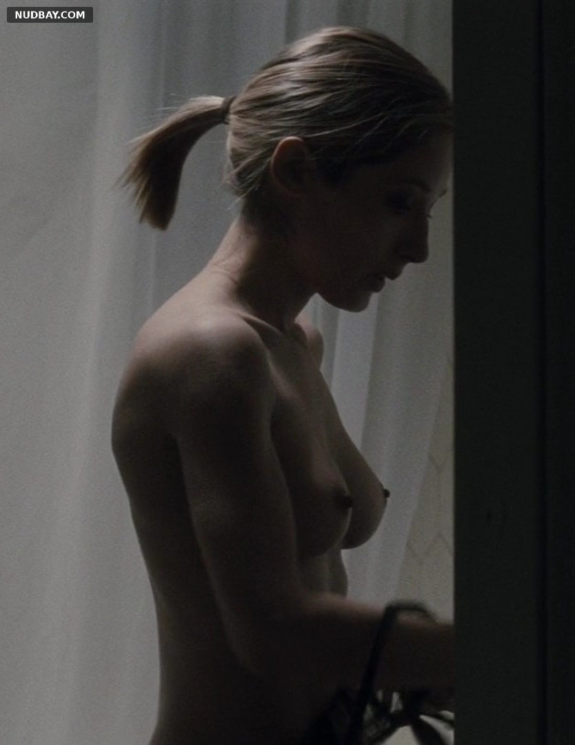 Michelle Duncan nude in The Brøken (2008)