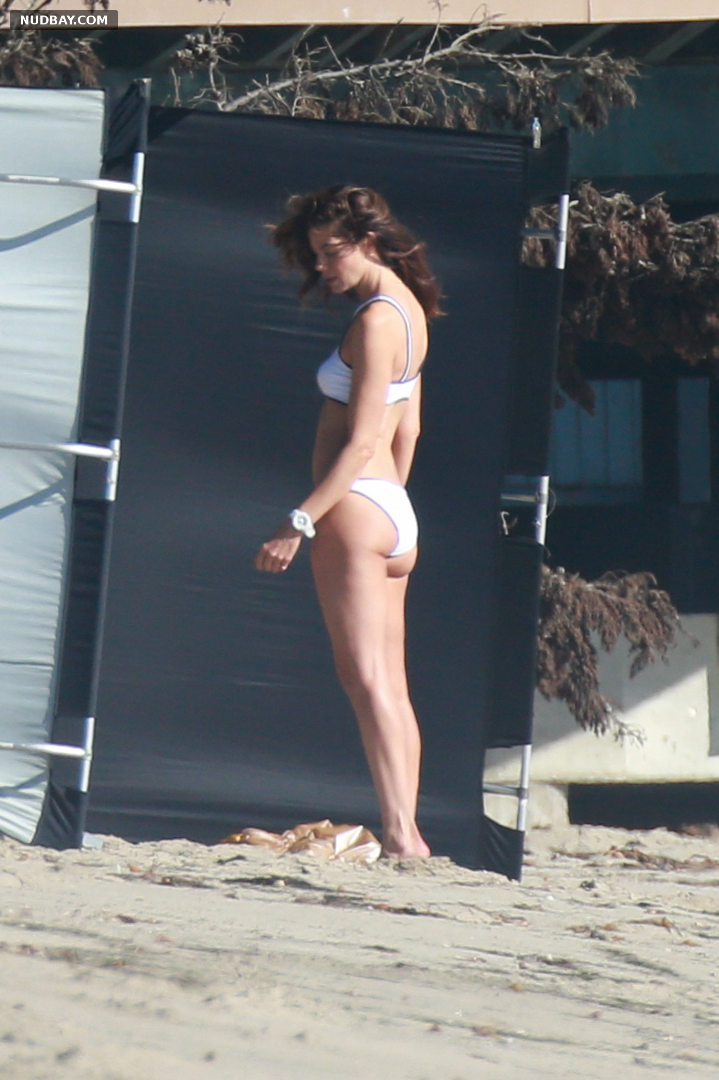 Michelle Monaghan nude ass in on the beach in Malibu 2016