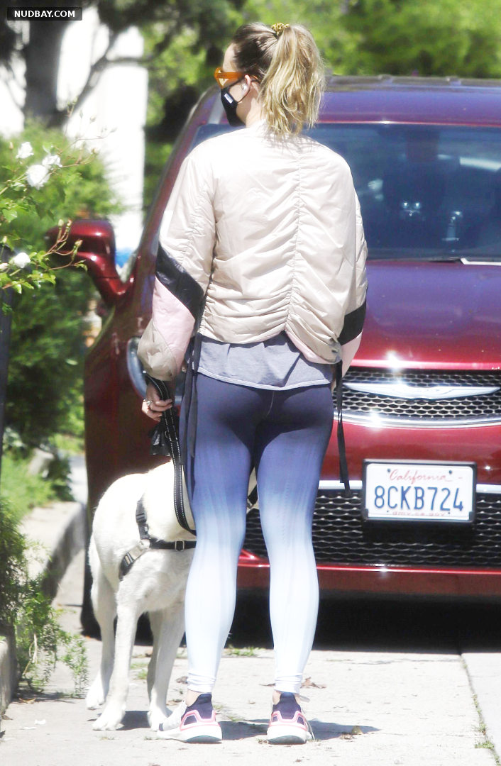 Olivia Wilde Ass & Booty walks with her dog in Los Feliz Apr 11th 2020