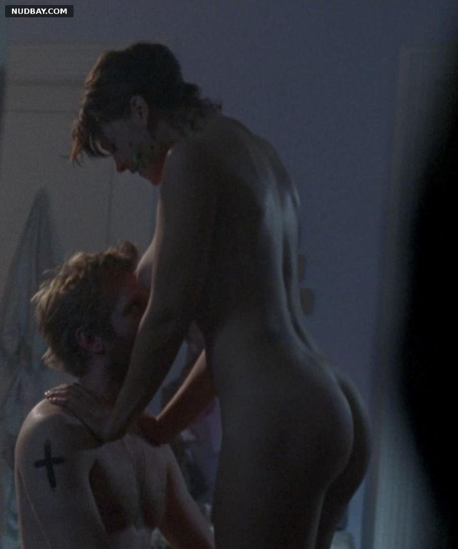 Pollyanna McIntosh nude ass in Headspace (2005)