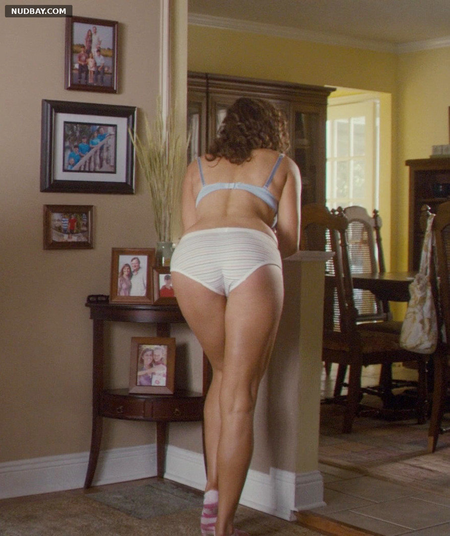 Rebecca Hall nude butt in Lay the Favorite (2012)