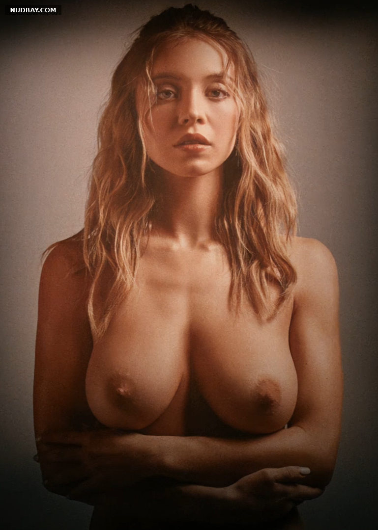 Sydney sweeney naked the voyeurs